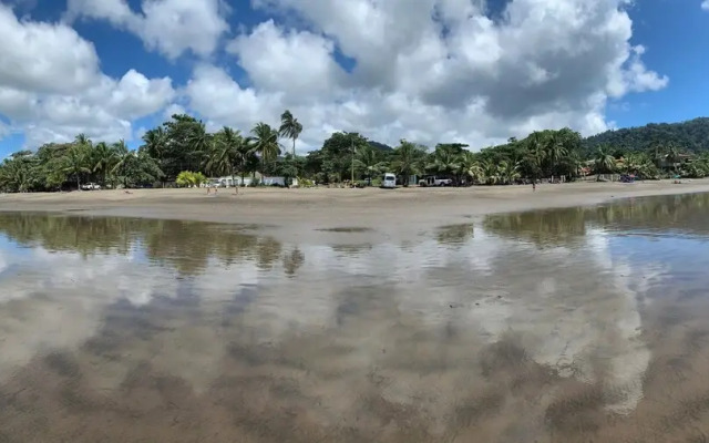 La Sirena Playa Jaco Hotel