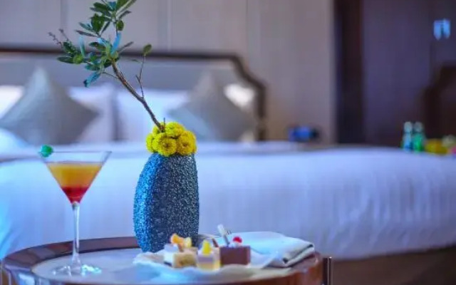 Hancheng Yellow River Pearl Hotel