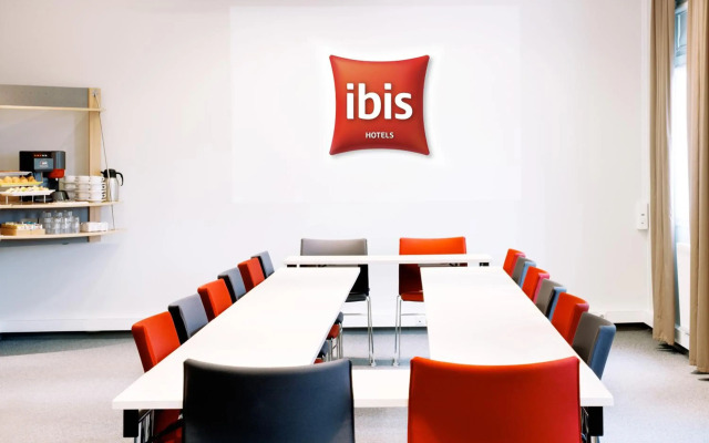 ibis Warszawa Ostrobramska