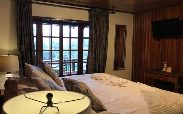 Santuario Lodge