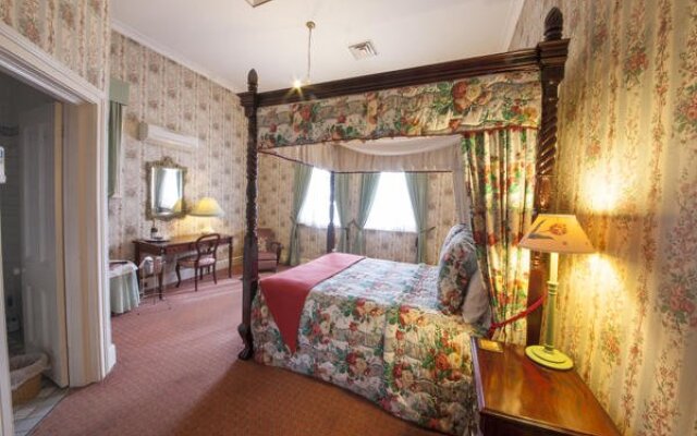 The Old George & Dragon Guesthouse