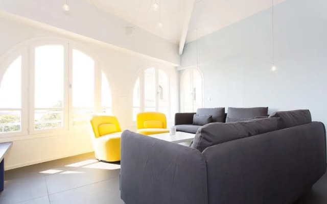 Top Floor2 Beds W/Sea Wiew