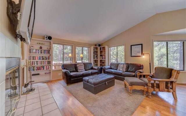 Diamond Peak Lane 20