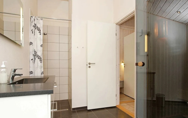 10 Person Holiday Home in Romo