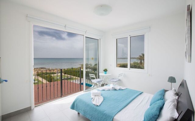 Sea front Villa Dagi (Gorgona Complex, Ayia Napa)
