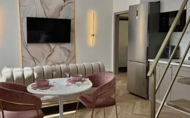 Краслофт на ул. Петра Подзолкова, д. 12