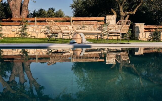 Gerakas Luxury Villas