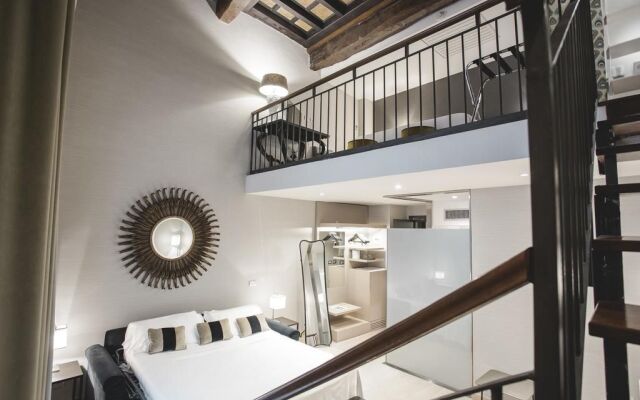 Adriano Hotel