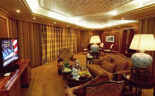 Maden Hotel