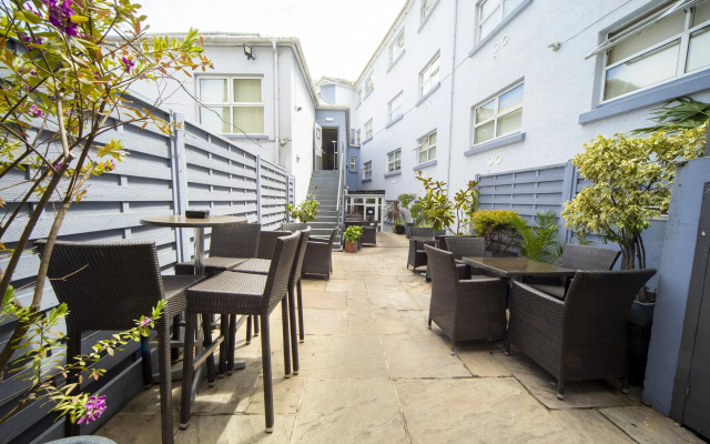 The Inn Boutique Hotel Bar and Restaurant