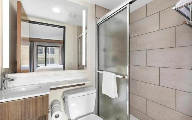 Holiday Inn Manhattan 6th Ave - Chelsea by IHG
