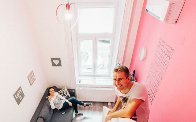 happy home Budapest