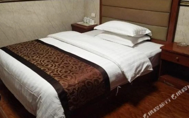 Lvyun Hotel