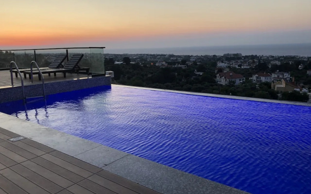 Ultra Lux Sea View Villa in Kyrenia