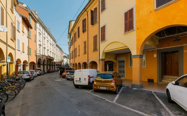 Modern Apartment With Mezzanine by Wonderful Italy