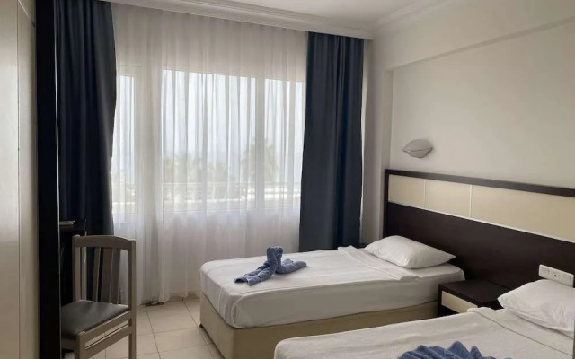 Club Marakesh Beach Hotel