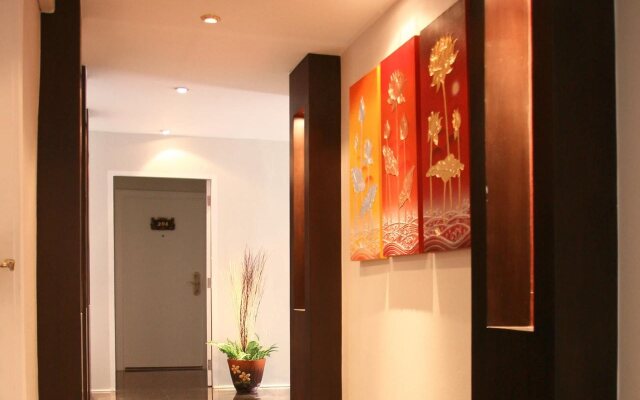 Mirth Sathorn Hotel