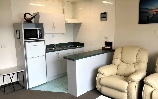 Fiordland Lakeview Motel and Apartments