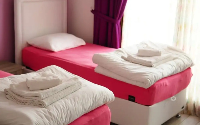 Derin Butik Otel