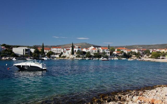 Apartments Anita Rogoznica