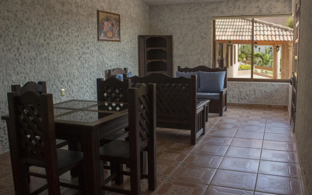 Camino Mexicano Hotel Resort