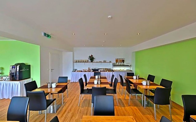 Montagehotel Business & City