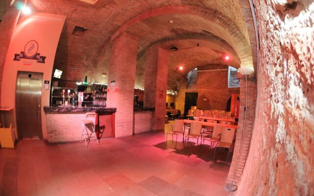 Albergue Zaragoza Hostel