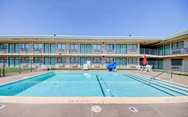 Motel 6-Muskogee, OK