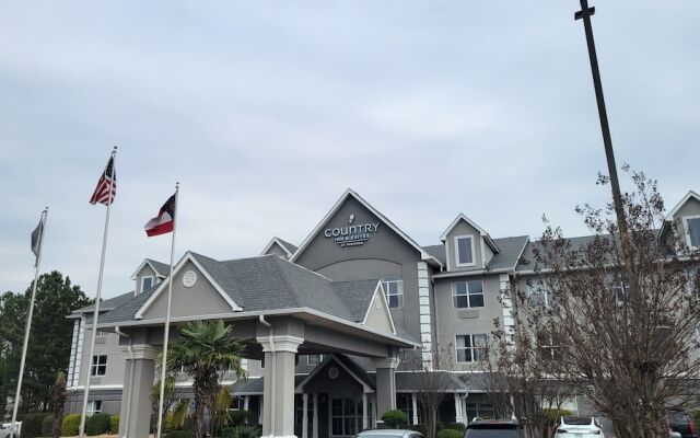 Country Inn & Suites By Carlson McDonough