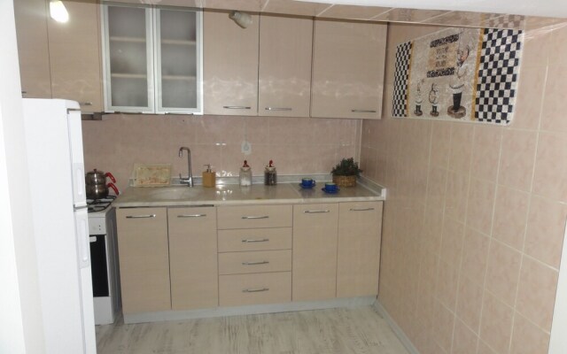 Evodak Apartment