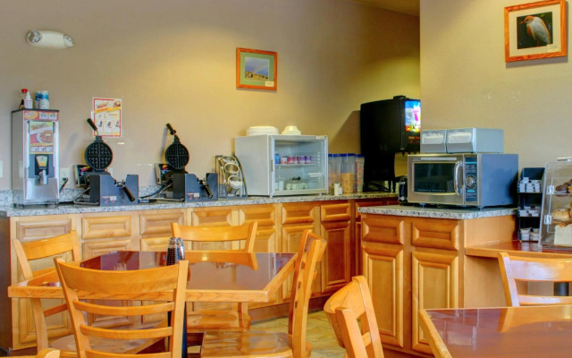 Allington Inn & Suites