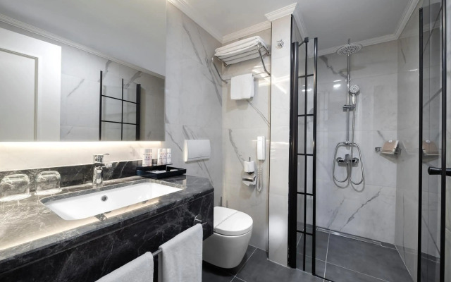 Hôtel l'Elysée Val d'Europe