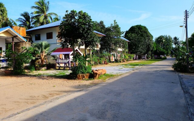 Roong Arun Resort