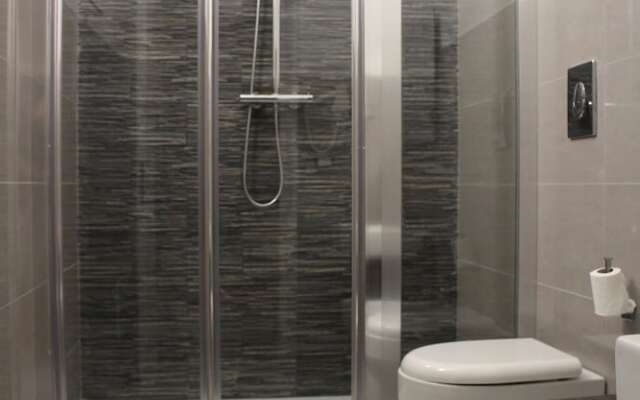 Triscele Glamour Rooms