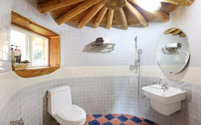 Gwanghwado Toads Clayhouse Pension