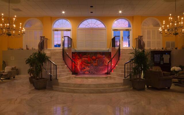Coconut Malorie Resort Hotel, Ascend Hotel Collection