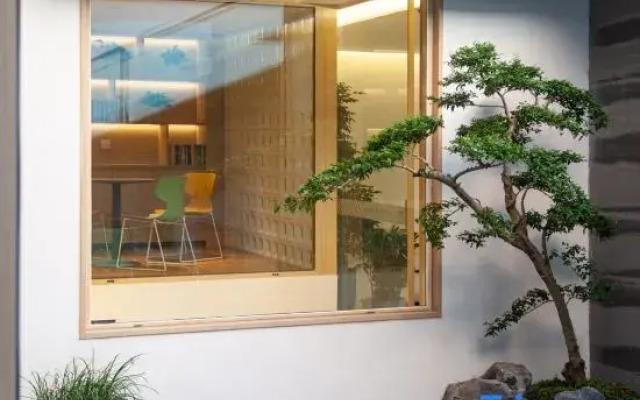 Suzhou Xinyue Courtyard Farmhouse