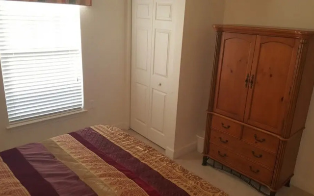 Lucaya Village 3 Bedroom