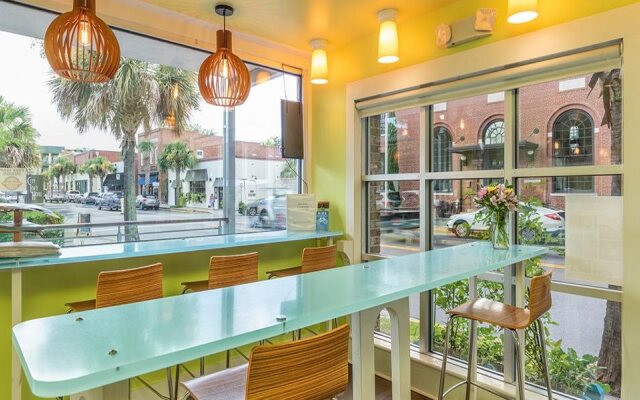 City Loft Hotel