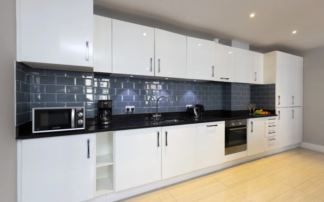 Deluxe Central City of London Apartments - Liverpool Street