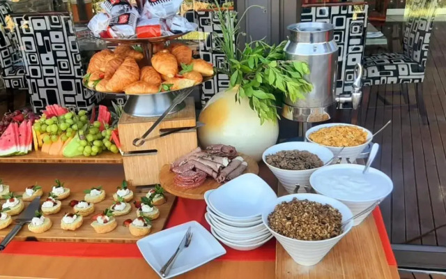 Maropeng Boutique Hotel
