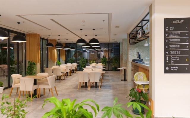 Hotel Triumf Shengjin