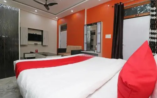Krishna Hotel by OYO Rooms