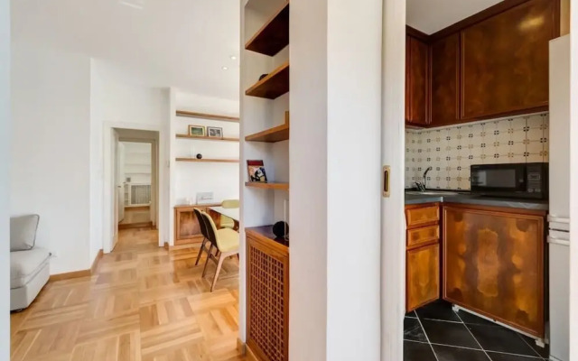Elegant and Stylish Flat15min From the City Center
