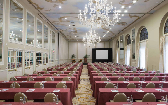 The Adolphus, Autograph Collection