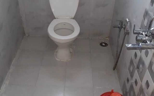 Hotel Shree Sai Sangam Delux