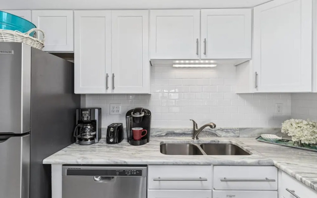 Island Sunrise by Hosteeva