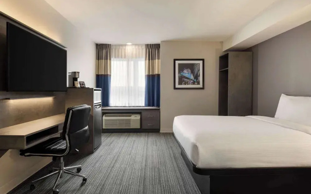 Microtel Inn & Suites By Wyndham Boisbriand