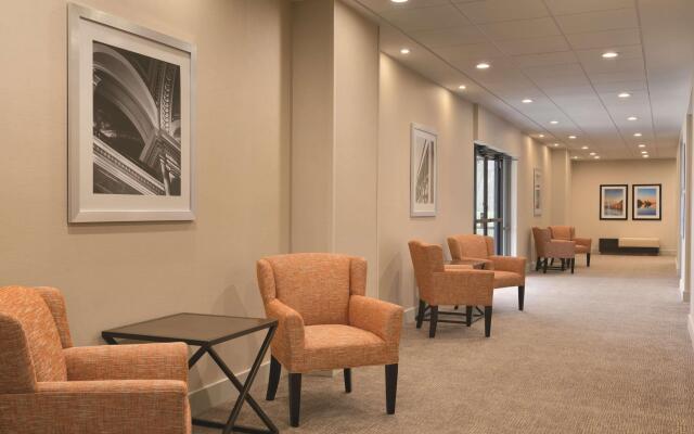 Embassy Suites by Hilton Milwaukee Brookfield