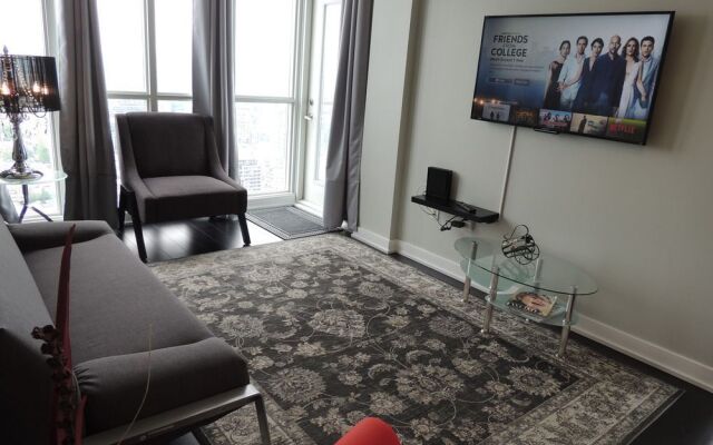 Iceboat Terrace Luxury Condos